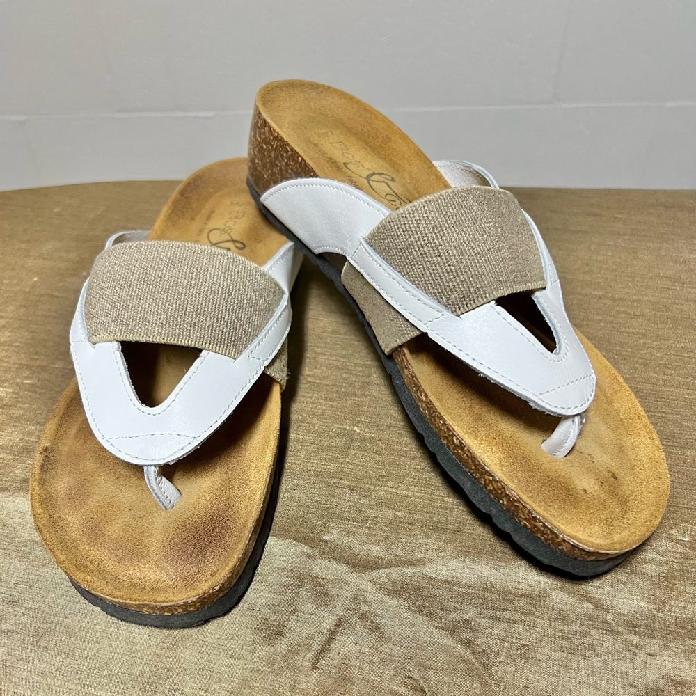 Bos.&Co. Thong Leather Sandals Size 7